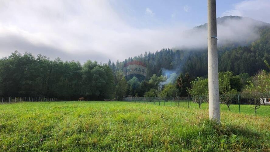 Građevinsko zemljište uz Kupu, 1931 m2 - 6