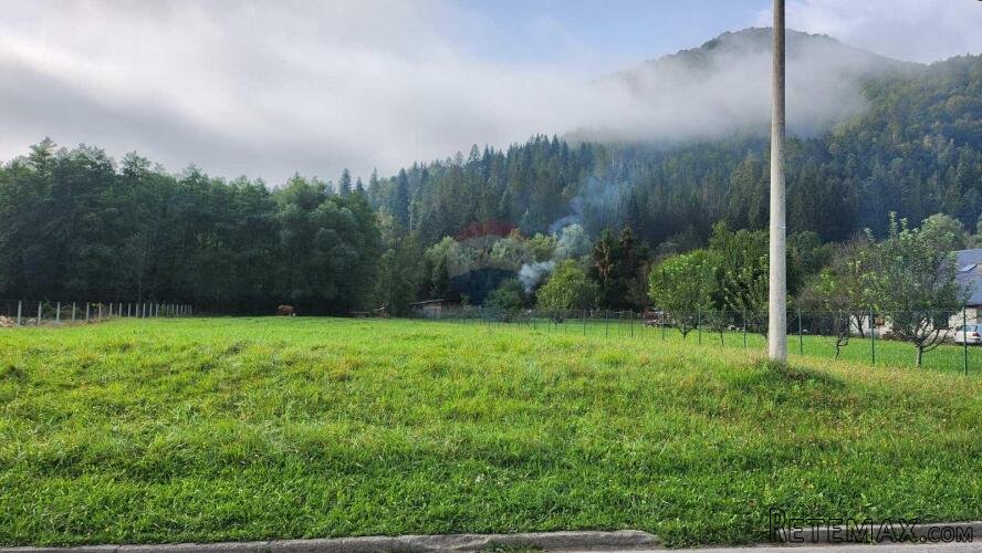 Građevinsko zemljište uz Kupu, 1931 m2 - 8