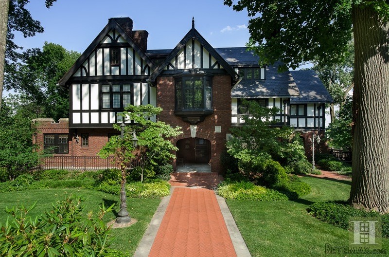 7 bedroom House For Sale: 57 UNDERCLIFF..