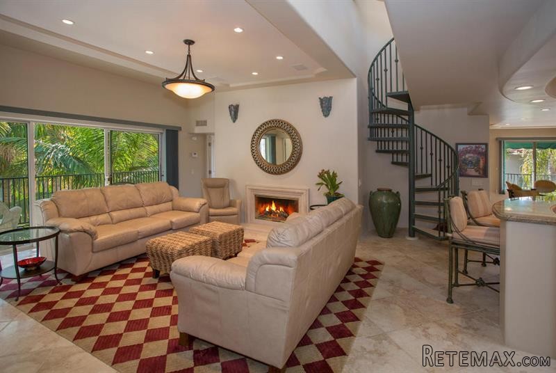 2 bedroom Apartment For Sale: 262 Por.. - 2
