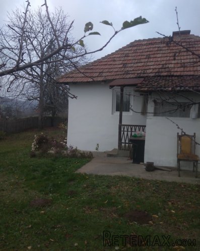Prodajem kucu na 14 ari placa-Podnozje Kosmaja - 3