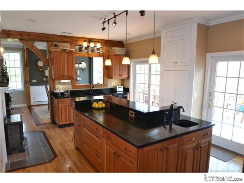 3 Bedrooms - Cape Cod, Colonial - CT -.. - 2
