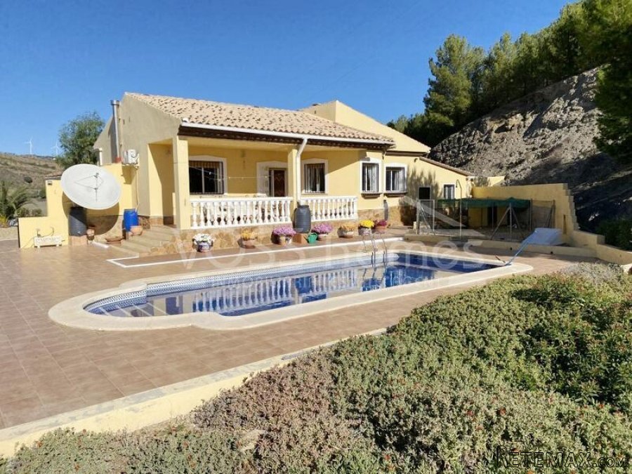 NEW & EXCLUSIVE TO VOSS HOMES - What a beautiful location..