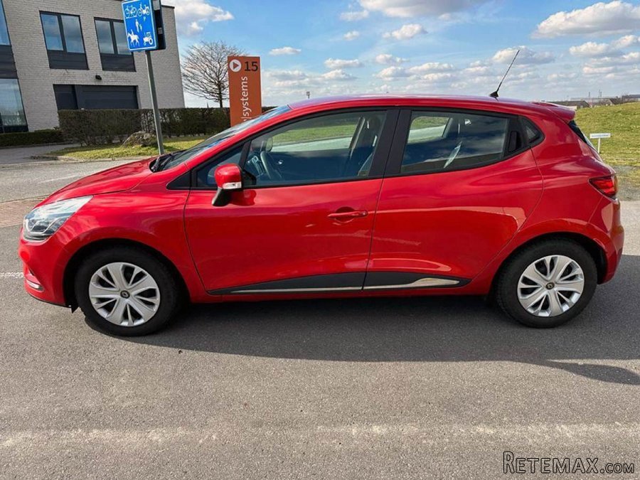 Renault Clio - 6