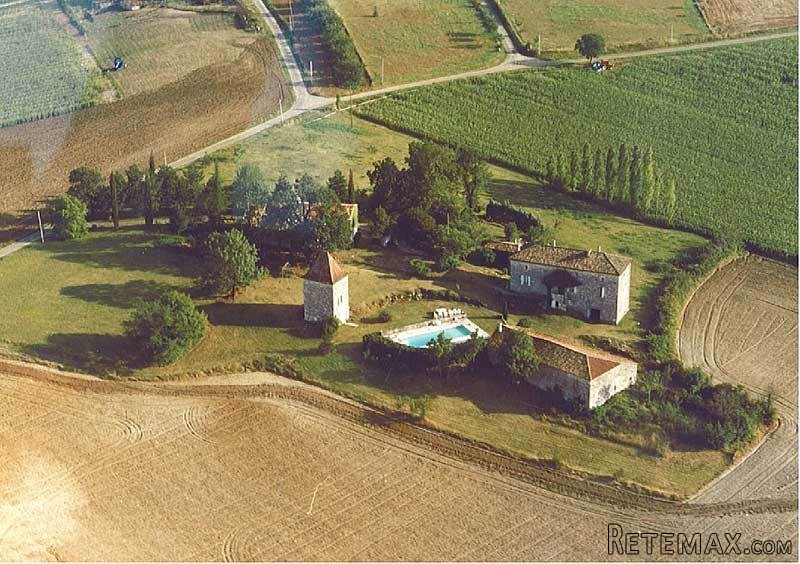 Charming Rural Ensemble Of 2 Houses..