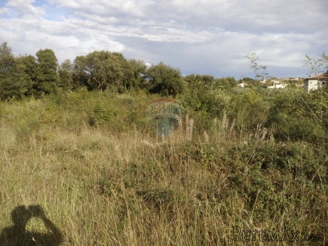 ISTRA, PULA, VELI VRH GRAĐEVINSKO ZEMLJIŠTE - 2