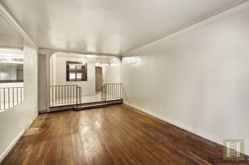 1 bedroom Apartment For Sale: 305 WEST..