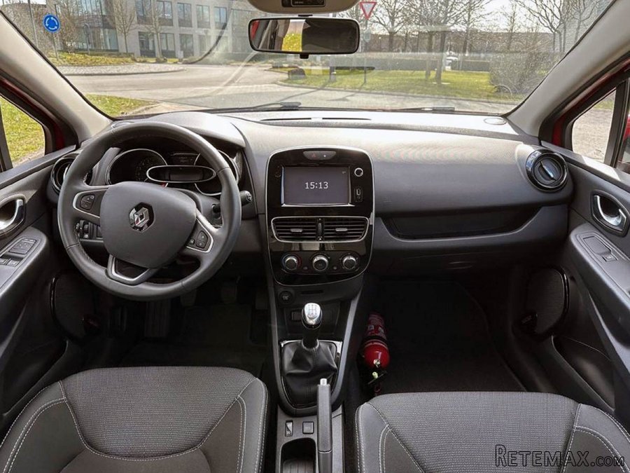 Renault Clio - 9