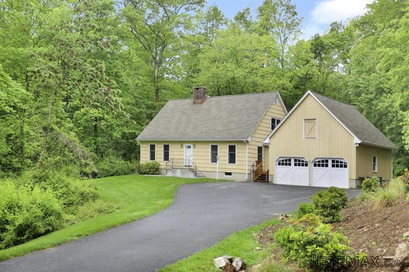 4 bedroom House For Sale: 5 Corrigan.. - 2
