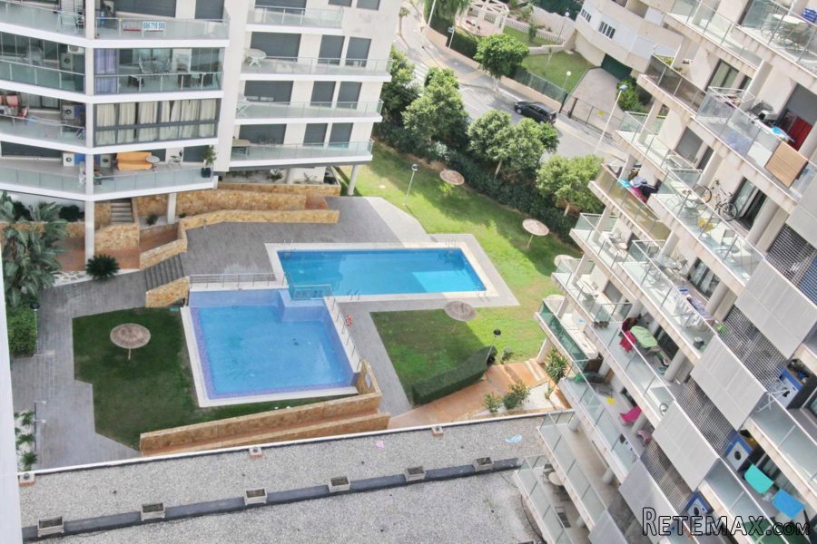 Amplio apartamento con una gran terraza ubicada a poca.. - 2
