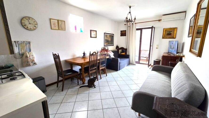 Rovinj, odličan stan u zgradi, 50m2, Dubrovačka ulica - 2