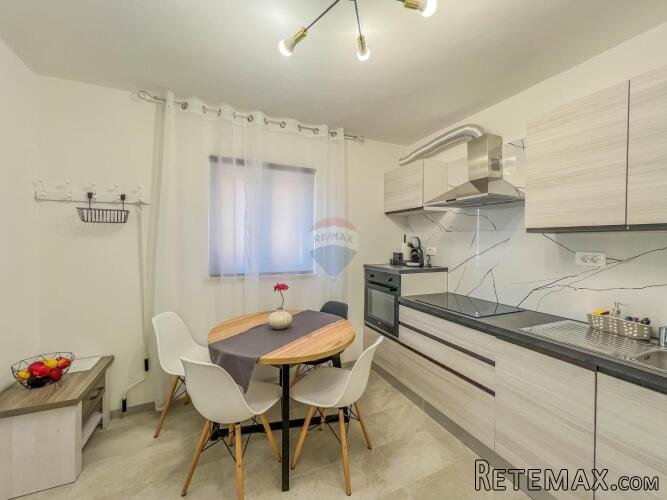 Novigrad, okolica, mali simpatičan stan od 30 m2 - 3