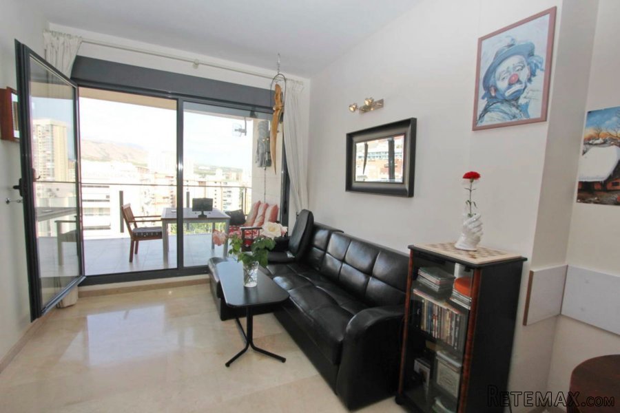 Amplio apartamento con una gran terraza ubicada a poca.. - 4