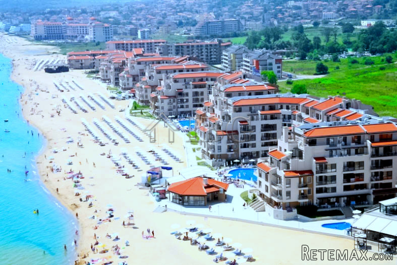 Furnished 1-bedroom apartment with SEA..