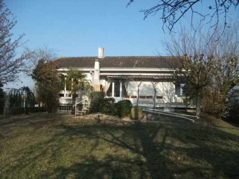 Nice House in Good Sector