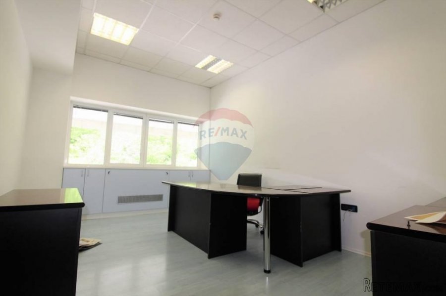 ŠKURINJE, Poslovno- skladišni prostor 2902 m2 - 3