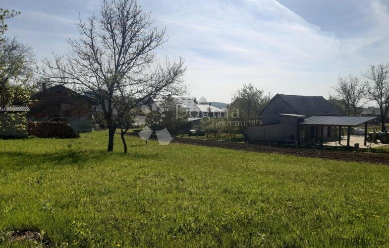 Odličan građevinski teren u prigradskom naselju Ogulina - 3
