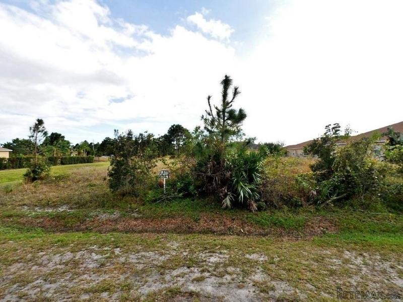 5956 Nw Baynard Dr, Port Saint Lucie..