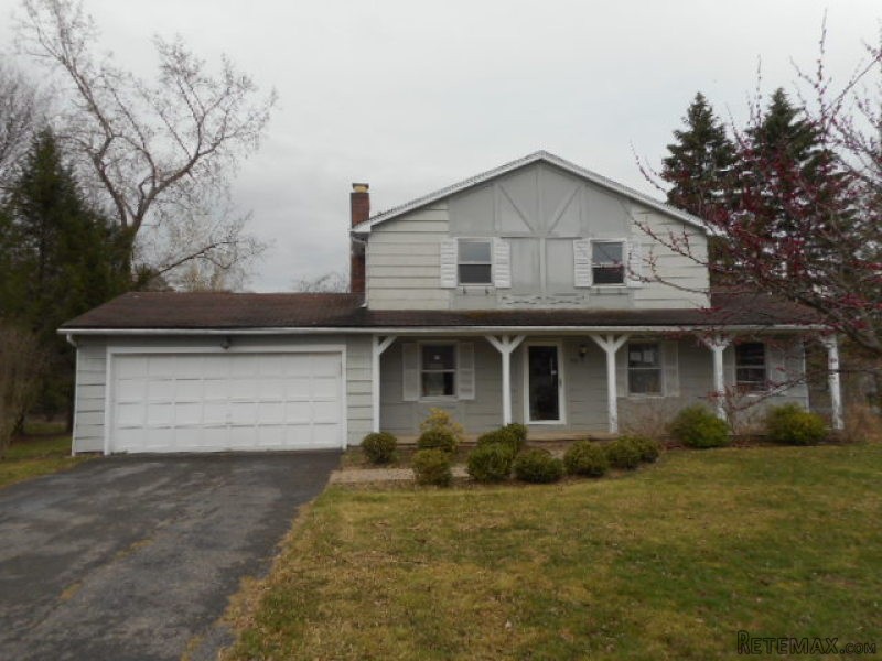 537 Garnsey Rd Fairport, NY, 14450.. - 2