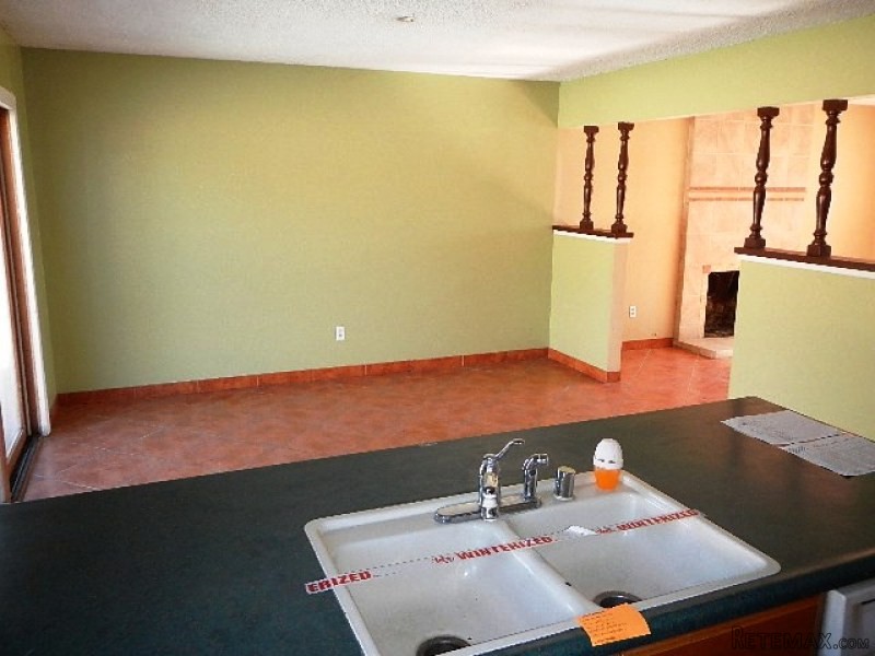 9437 Hawthorne Ave Riverside, CA, 92503.. - 2