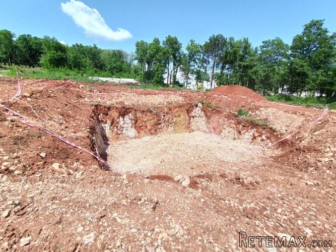 TOP POGLED I ISHODOVANA GRAĐEVINSKA DOZVOLA! - 2