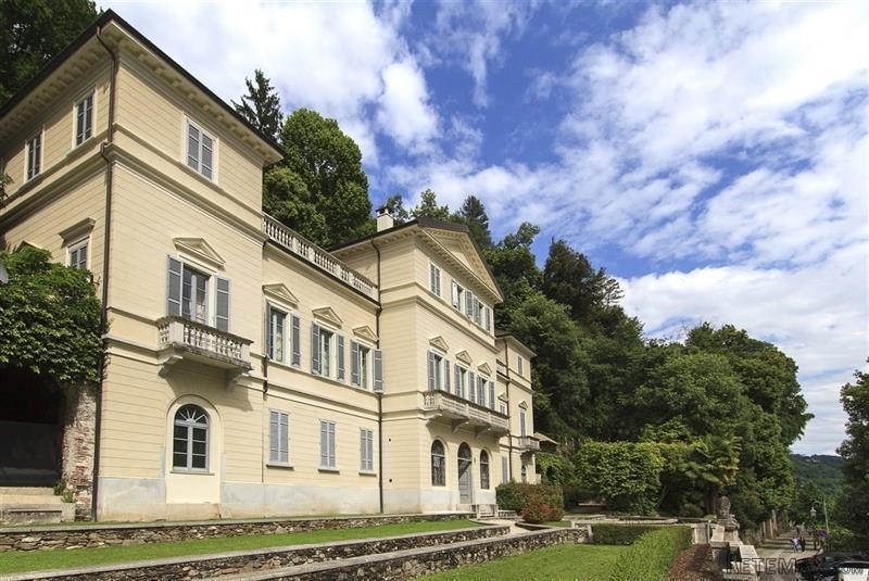 4 bedroom Apartment For Sale: Orta San..