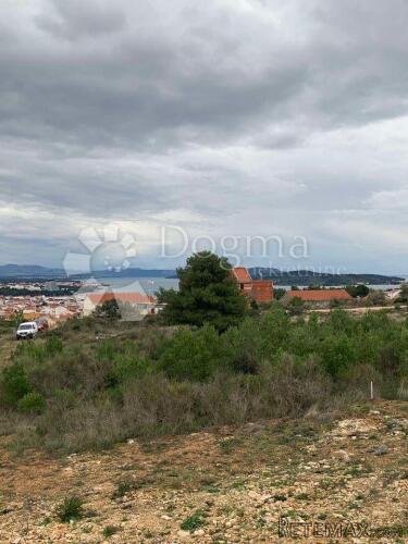 GRAĐEVINSKO ZEMLJIŠTE S POGLEDOM NA MORE, VODICE - 3