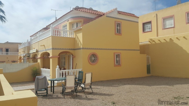 2 Bedrooms - Property - Alicante - For..