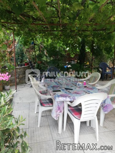Opatija, Ičići, stan u vili 2. red do mora