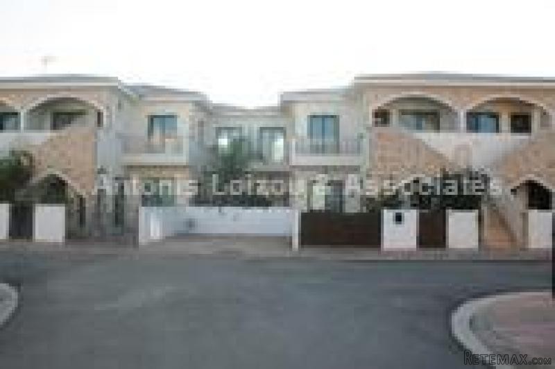 Two bedroom Penthouse Apartment in.. - 2