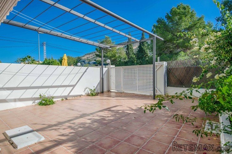 Fantastic townhouse with large terraces in Albir. This.. - 3