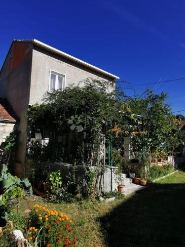 OBITELJSKA STAMBENA KUĆA USELJIVA ODMAH - prilika, HITNO - 3