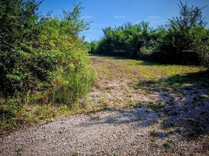 Prodaje se građevinski teren, Kršan, 761 m2 sa građevinskom.. - 3