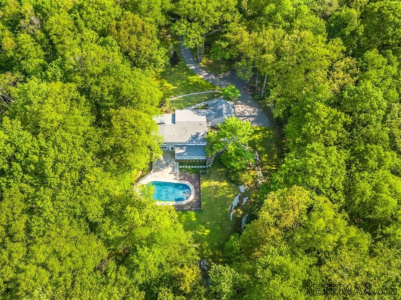 4 bedroom House For Sale: 27 Kinnicutt..