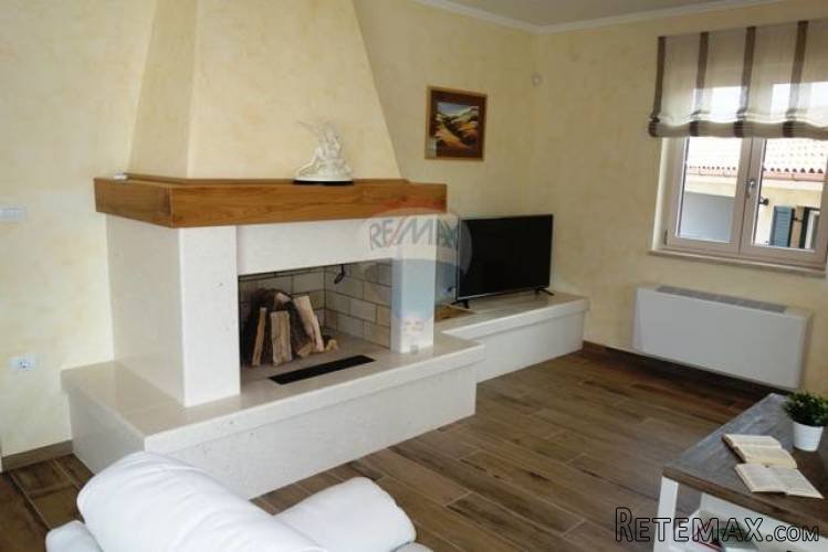 EKSKLUZIVNA VILA S BAZENOM 5 * - 5