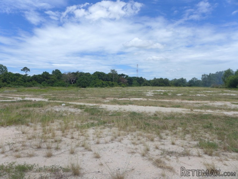 Attractive plot of 15.000 square meters..