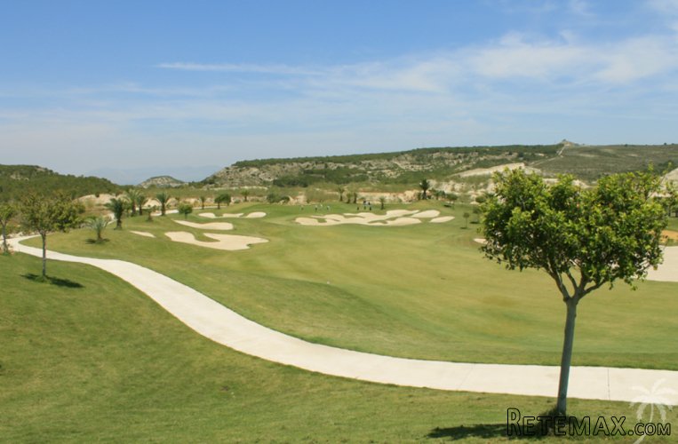 Beautiful new project at a renowned golf resort on the.. - 3