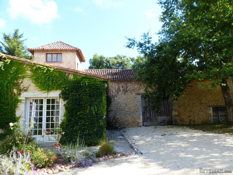 Stone House With 18 Hectares And A Lake.. - 2