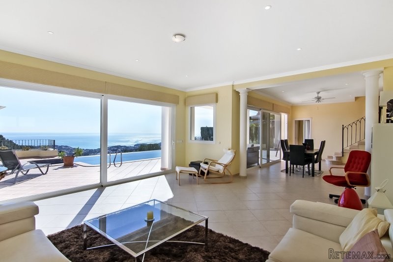 Stunning luxury villa with sea views.. - 2