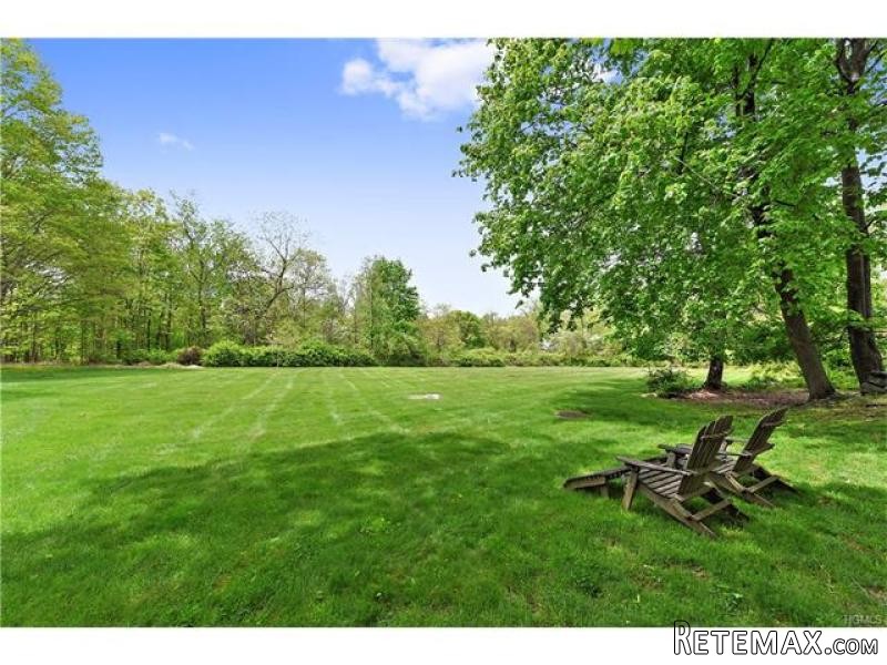 5 bedroom House For Sale: 68 Ridgefield.. - 2