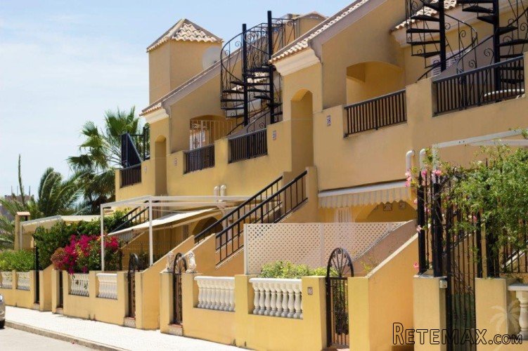 This apartment is located on the top floor overlooking the..
