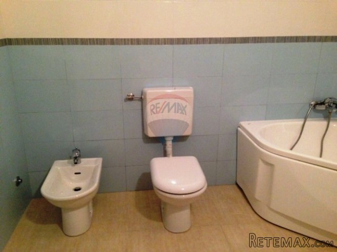 APARTMAN S GARAŽOM U ZGRADI S LIFTOM BLIZU PLAŽE - 4