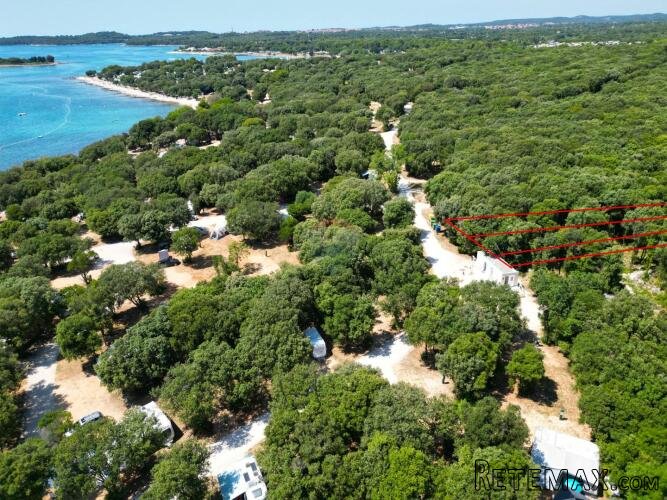 Rovinj,vikend parcela u AC Polari