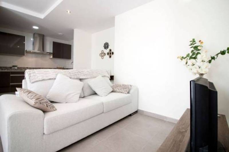 3 Bedroom 3 Bathroom Apartment In.. - 2