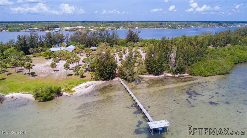 Property For Sale: 7 Grant Island..