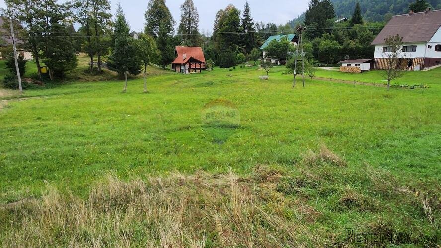 Tršće - građevinski teren u vikend naselju 614 m2 - 3