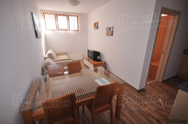 Fully Furnished Apartment In A Top..