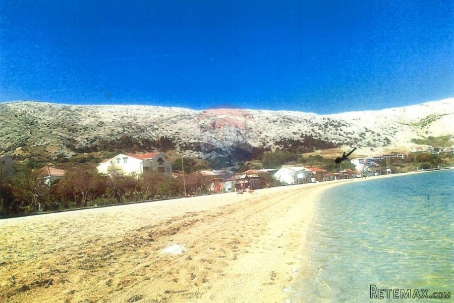 PAG, Građevinski teren 100m od gradske plaže - 4
