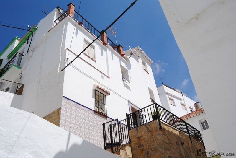 Town House for Sale in Competa, Competa..