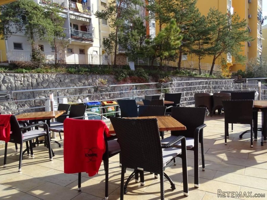 Rijeka - caffe bar, potpuno opremljen, uhodan